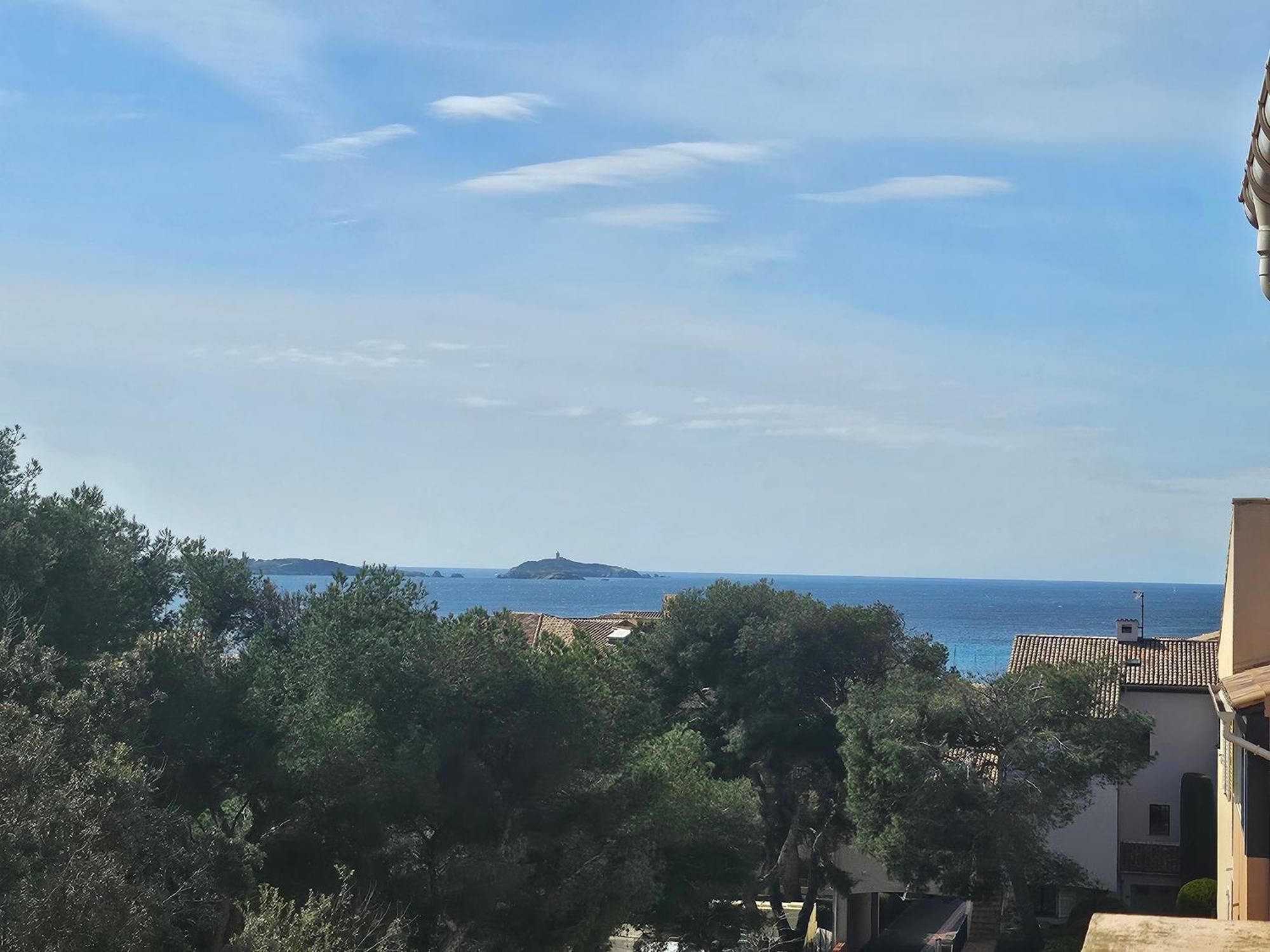 Domaine De La Coudouliere, T2 Climatise Terrasse Vue Mer Sans Vis A Vis Plage A 100M Six-Fours-les-Plages Værelse billede